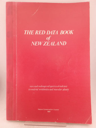 Print Books - The Red Data Book of New Zealand by Gordon.R. Williams - Book Express
