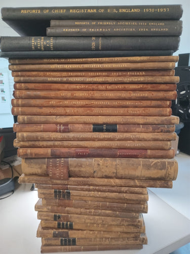 Print Books - Friendly Societies New Zealand report for 1885-1924 77 to 1887 (40 volumes) by Nz Friendly Society - Book Express