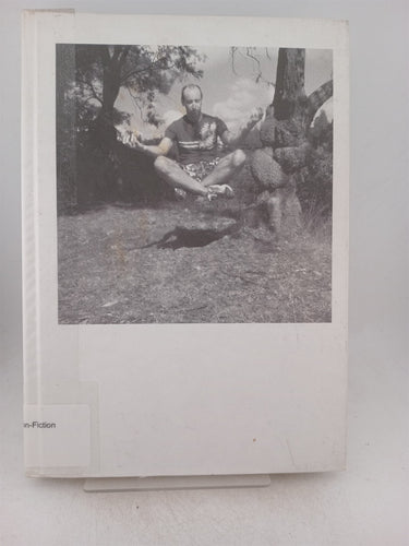 Print Books - Bruce is in the garden. So someone is in the garden by Sean Kerr - Book Express