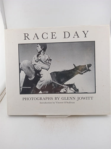 Print Books - Race Day by Glenn Jowitt - Book Express