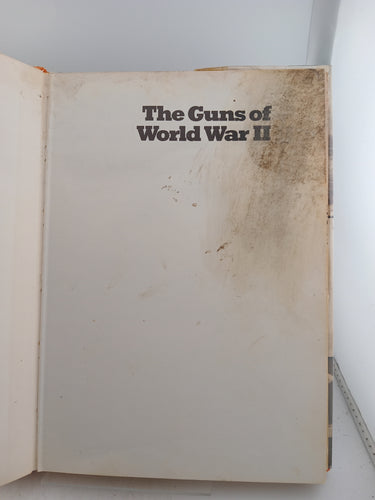 The guns of World War II by Ian Hogg - Book Express - Used Print Books