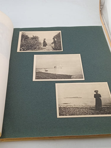 Queen Alexandra's Christmas Gift Book: photographs from my camera (1908) by The Daily Telegraph
